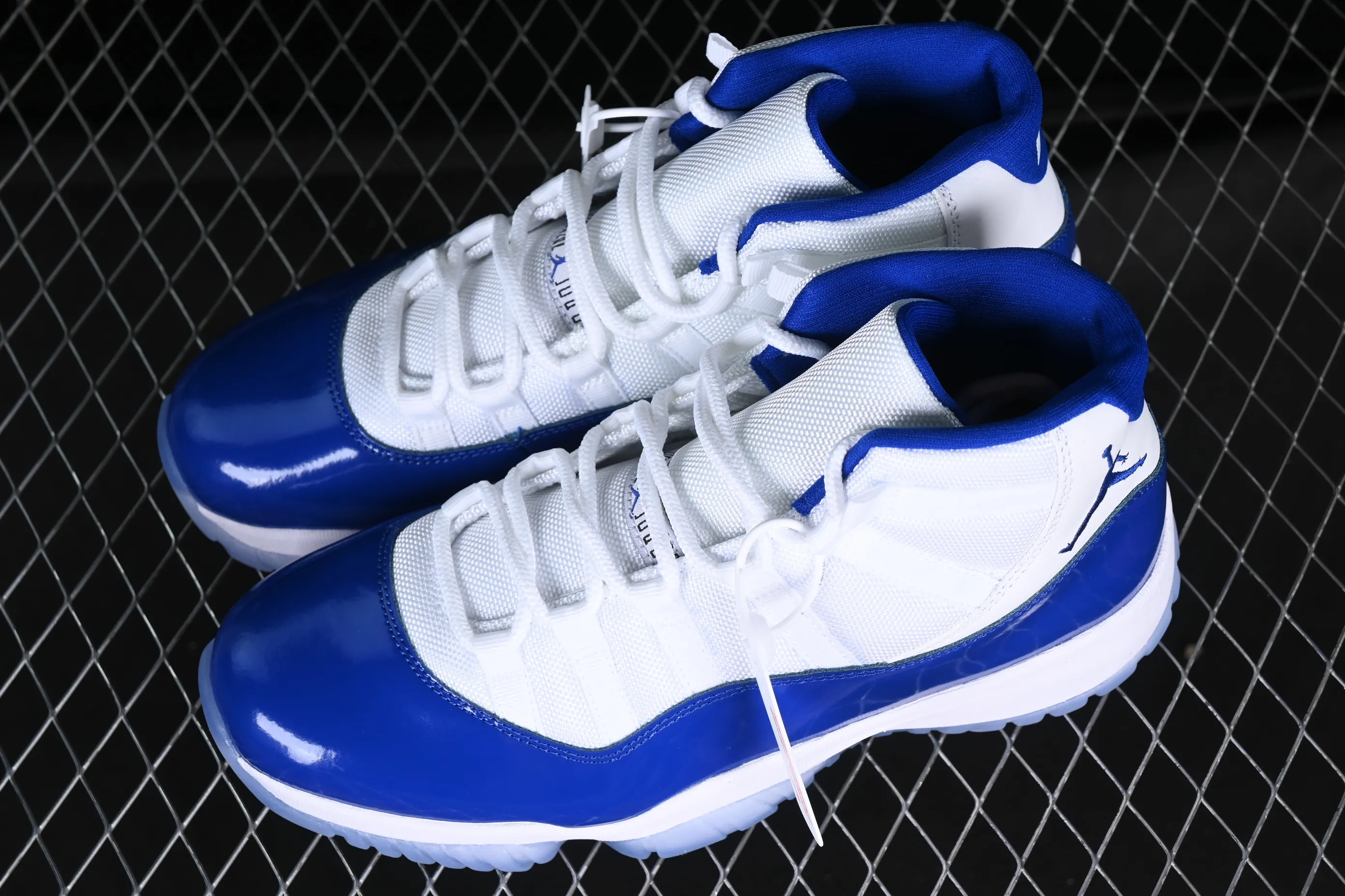 All categories Air Jordan Jordan series basketball shoes Air Jordan 11 P version Air Jordan 11 Retro "Concord Sketch" AJ11 Joe 11 white and blue real standard real carbon high-top basketball shoes CT8012-114